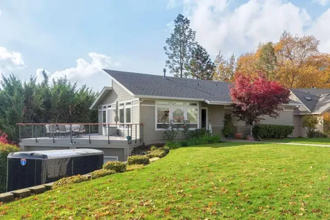 101 Cedar Ridge Terrace Rogue River OR 97537