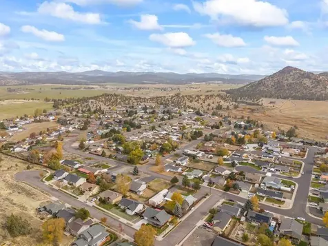 2671 NE Bobbi Court Prineville OR 97754