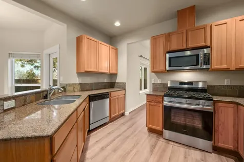 3216 NE Zoe Avenue Bend OR 97701