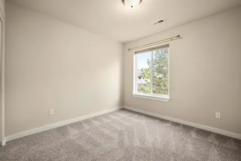 3216 NE Zoe Avenue Bend OR 97701