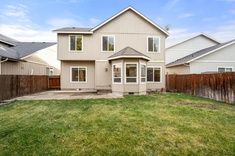 3216 NE Zoe Avenue Bend OR 97701