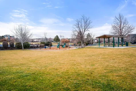 3216 NE Zoe Avenue Bend OR 97701