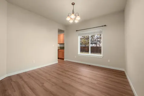 3216 NE Zoe Avenue Bend OR 97701