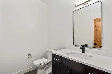 1441 NW 4th Street Redmond OR 97756
