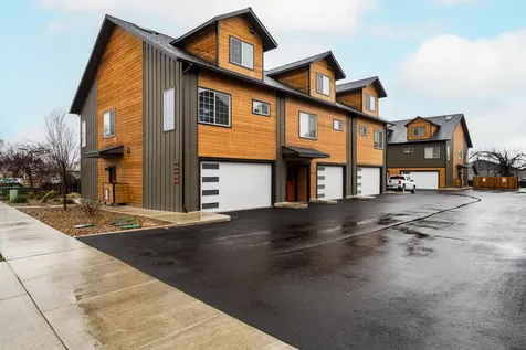 1441 NW 4th Street Redmond OR 97756