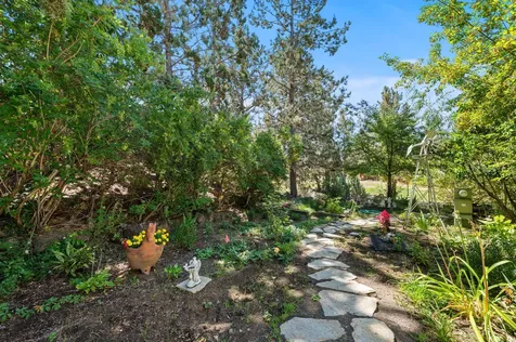 20709 Farenuff Place Bend OR 97701