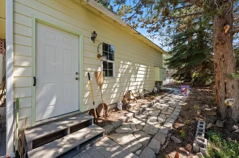 20709 Farenuff Place Bend OR 97701