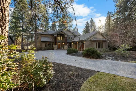 61469 Tam Mcarthur Loop Bend OR 97702