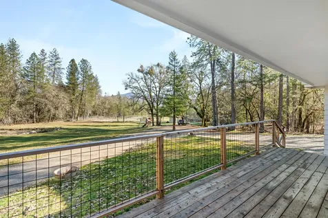 437 Cumberland Drive Grants Pass OR 97527