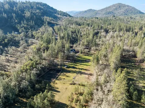 437 Cumberland Drive Grants Pass OR 97527