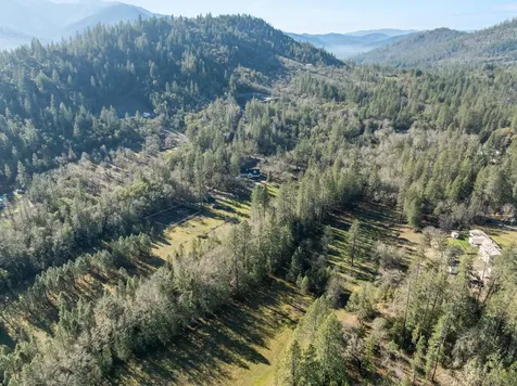 437 Cumberland Drive Grants Pass OR 97527