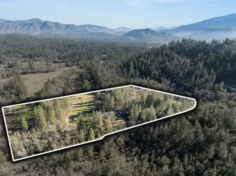 437 Cumberland Drive Grants Pass OR 97527