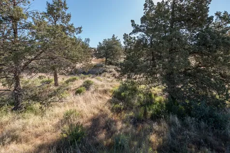 SE Larkspur Drive Madras OR 97741