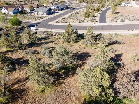 SE Larkspur Drive Madras OR 97741