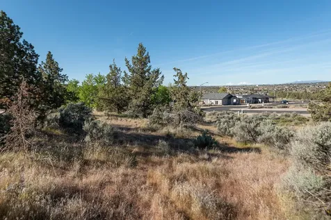 SE Larkspur Drive Madras OR 97741