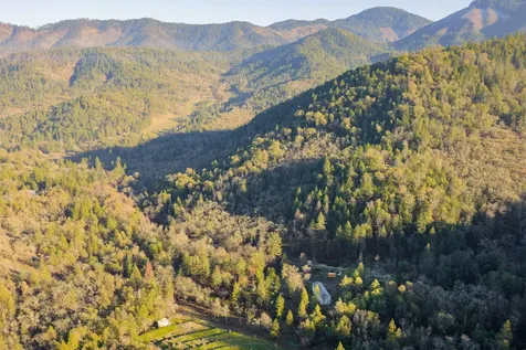 4098 Foots Creek R Fork Road Gold Hill OR 97525