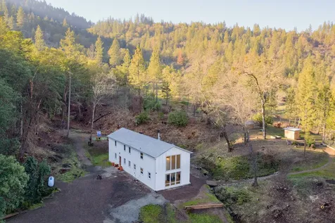 4098 Foots Creek R Fork Road Gold Hill OR 97525