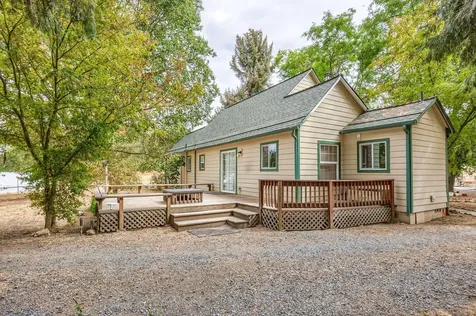 3311 Rogue River Highway Gold Hill OR 97525