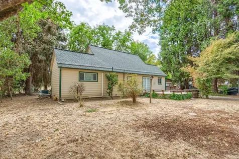 3311 Rogue River Highway Gold Hill OR 97525