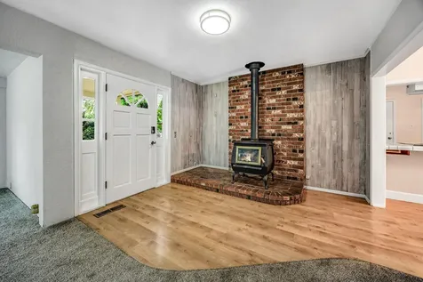 3311 Rogue River Highway Gold Hill OR 97525