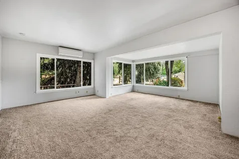 3311 Rogue River Highway Gold Hill OR 97525