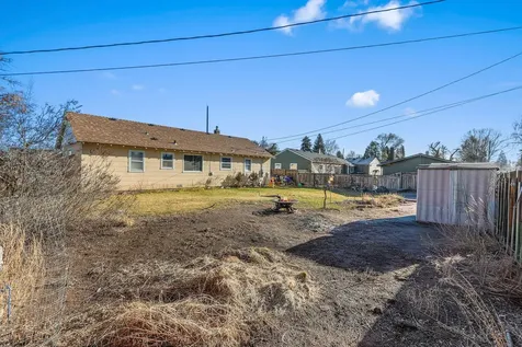 639 NW 8th Street Redmond OR 97756