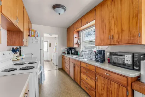 639 NW 8th Street Redmond OR 97756