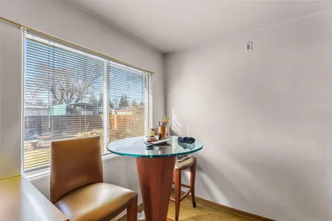 639 NW 8th Street Redmond OR 97756