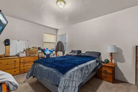 639 NW 8th Street Redmond OR 97756