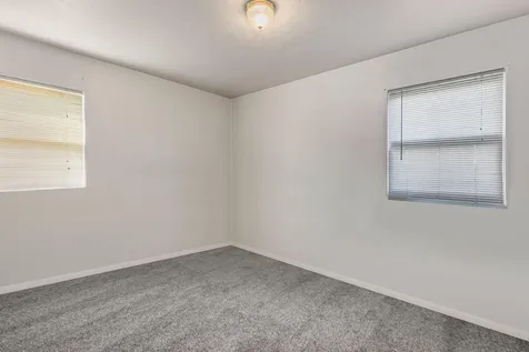 639 NW 8th Street Redmond OR 97756