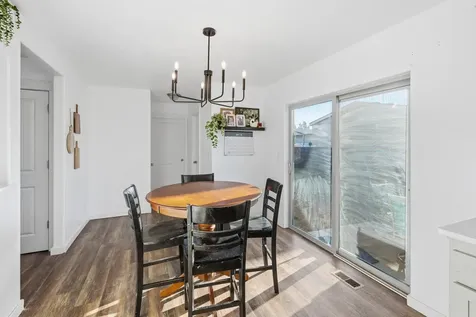 2548 SW Kalama Avenue Redmond OR 97756