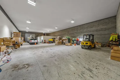 1918 Bobcat Way White City OR 97503