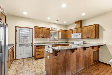 831 Isherwood Drive Central Point OR 97502