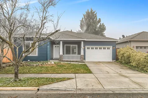 831 Isherwood Drive Central Point OR 97502