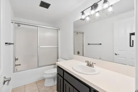 1401 7th Avenue Gold Hill OR 97525