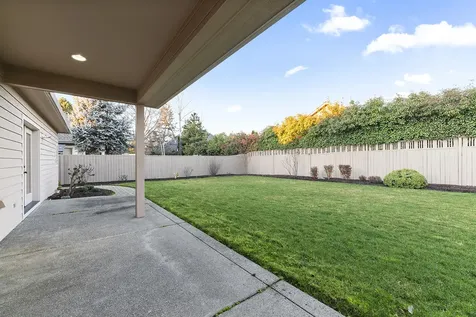 839 St Andrews Way Eagle Point OR 97524