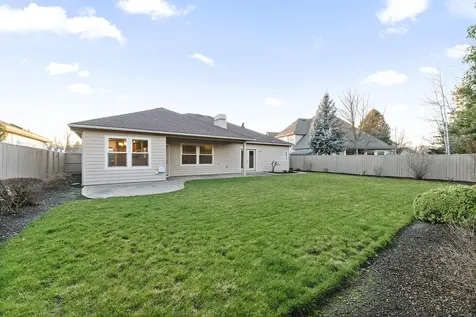 839 St Andrews Way Eagle Point OR 97524