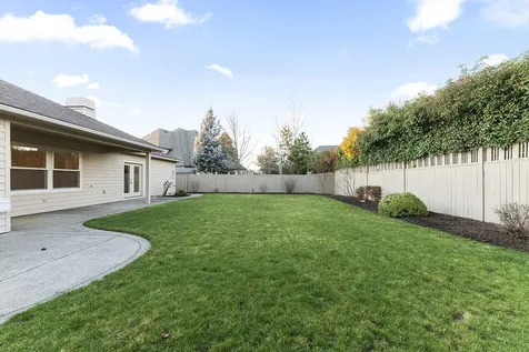 839 St Andrews Way Eagle Point OR 97524
