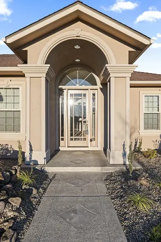 839 St Andrews Way Eagle Point OR 97524