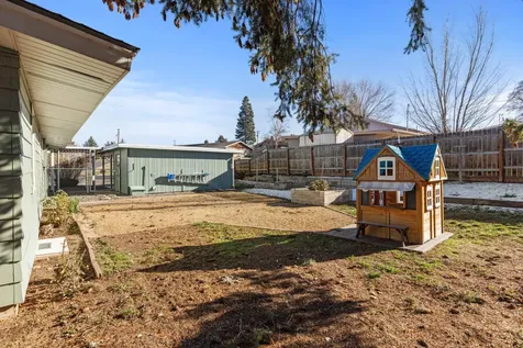 4366 Highland Way Klamath Falls OR 97603