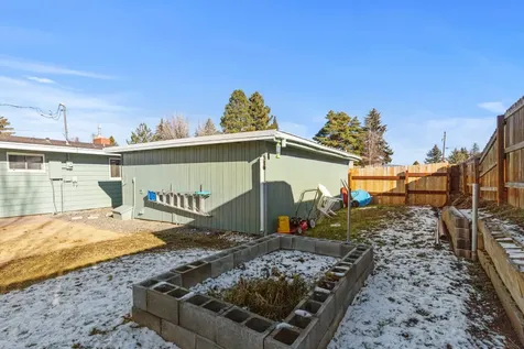 4366 Highland Way Klamath Falls OR 97603