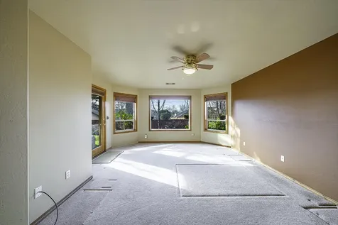 3418 Blue Blossom Drive Medford OR 97504