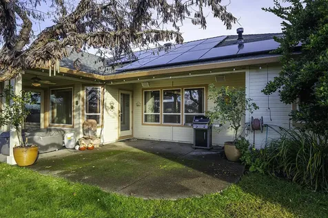 3418 Blue Blossom Drive Medford OR 97504