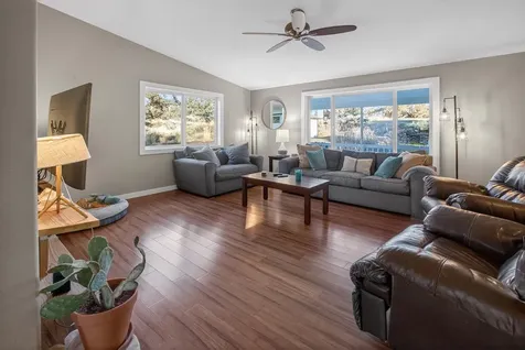 4805 NW 57th Street Redmond OR 97756
