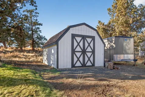 4805 NW 57th Street Redmond OR 97756
