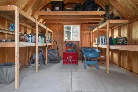 4805 NW 57th Street Redmond OR 97756