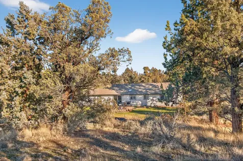 4805 NW 57th Street Redmond OR 97756