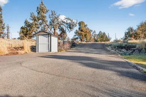 4805 NW 57th Street Redmond OR 97756