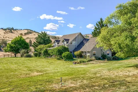2101 Dead Indian Memorial Road Ashland OR 97520