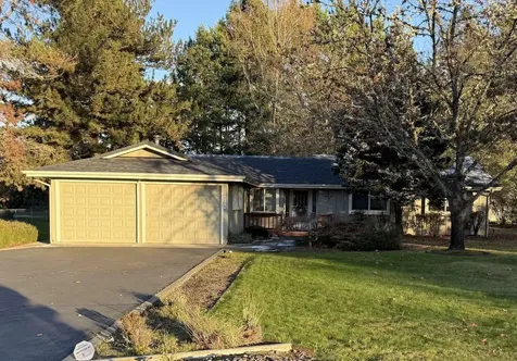 148 Westwood Drive Grants Pass OR 97527